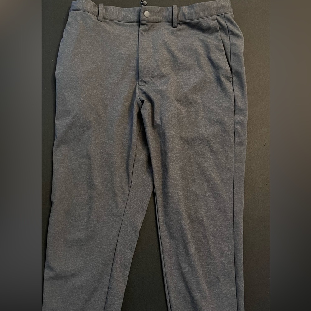 Uniqlo relaxed jogger